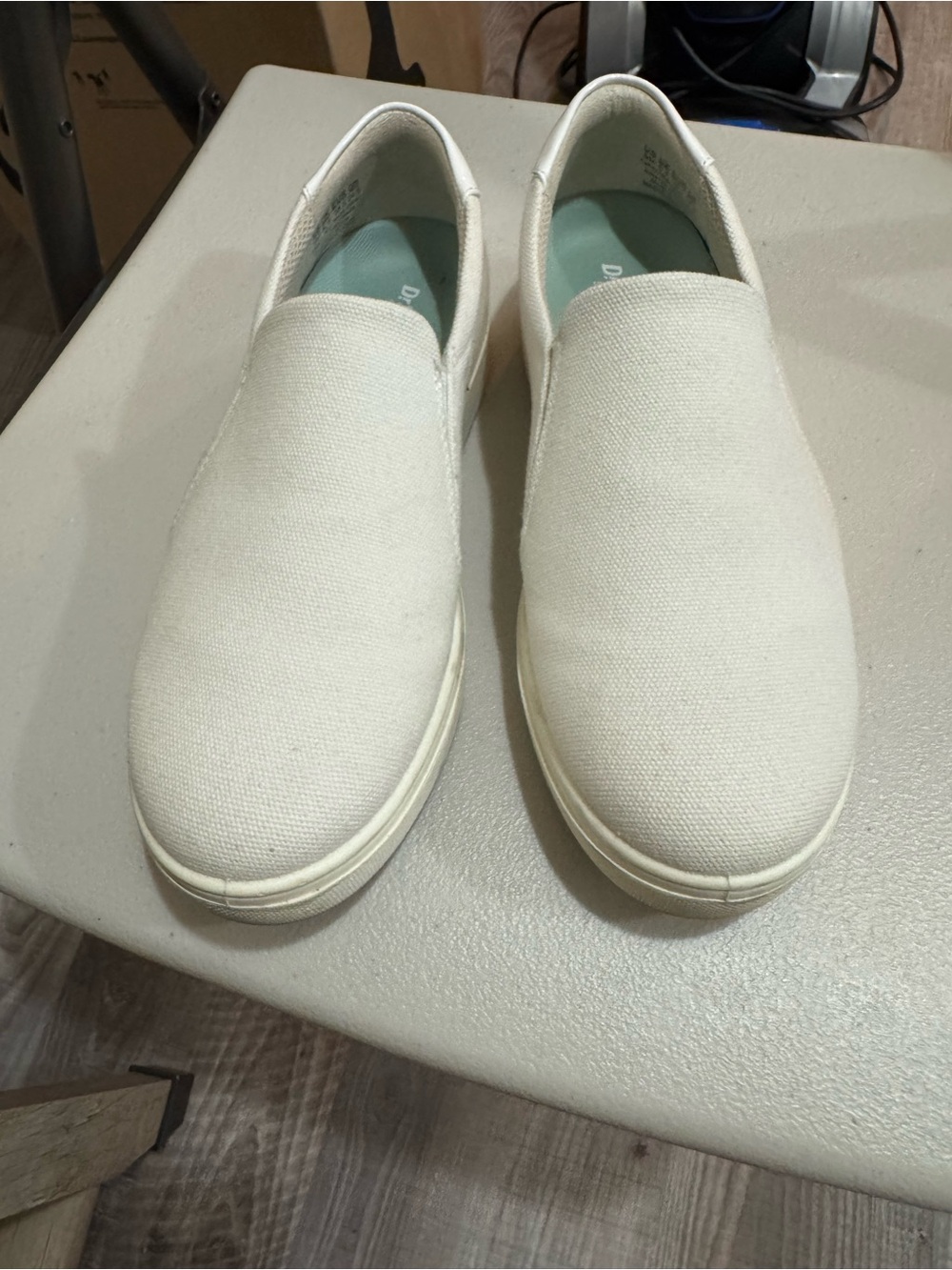 Dr. Scholl’s white slip on loafer. Canvas boat shoe size 8